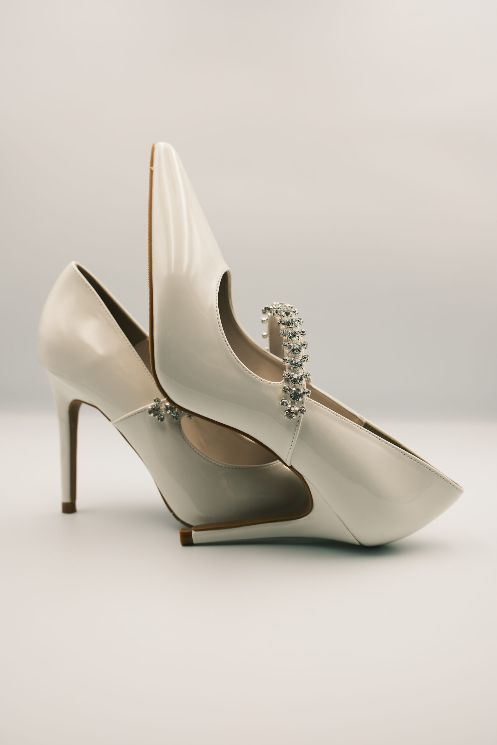 Vu Niên Heels - Hình ảnh 3