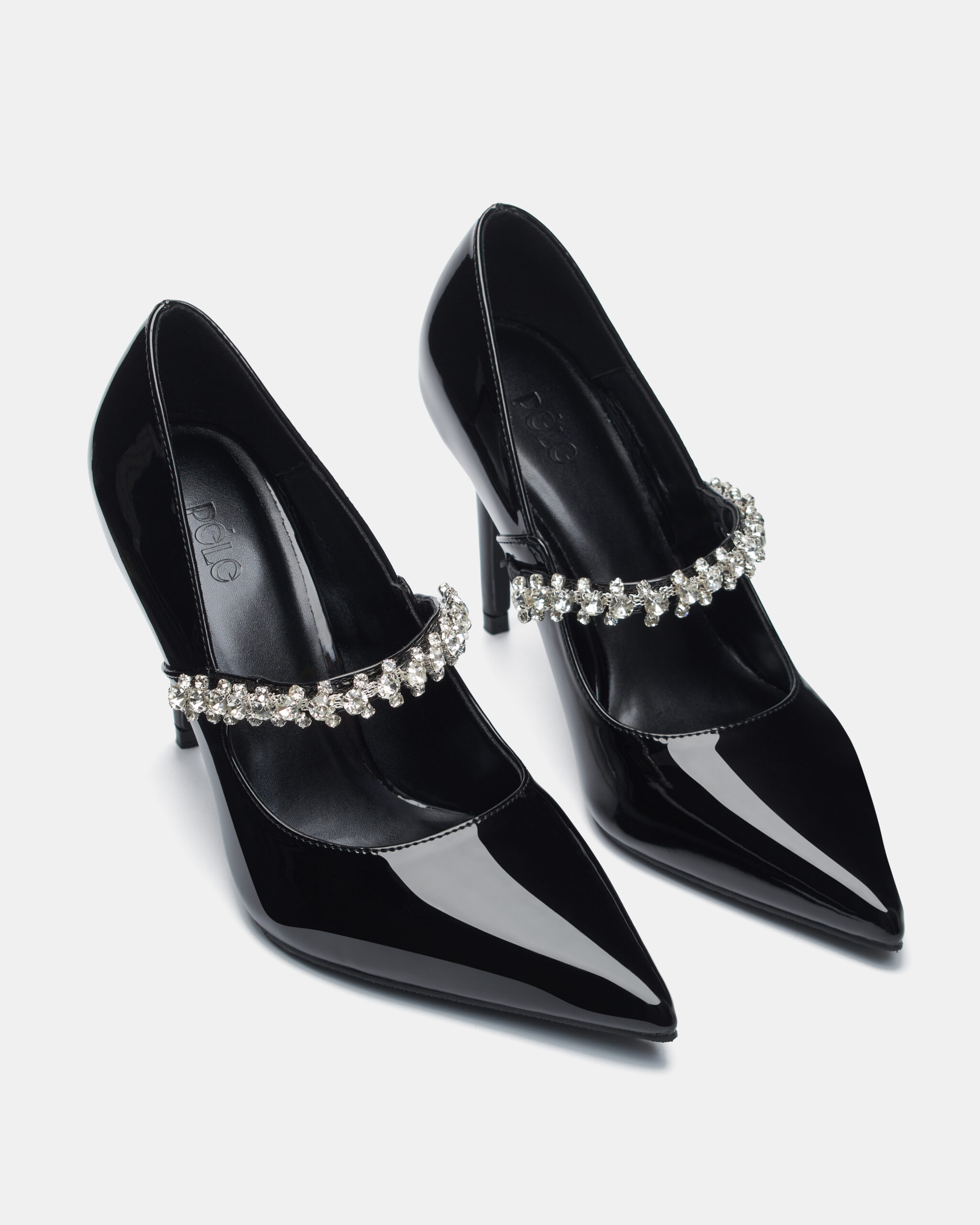 Vu Niên Heels - Hình ảnh 2