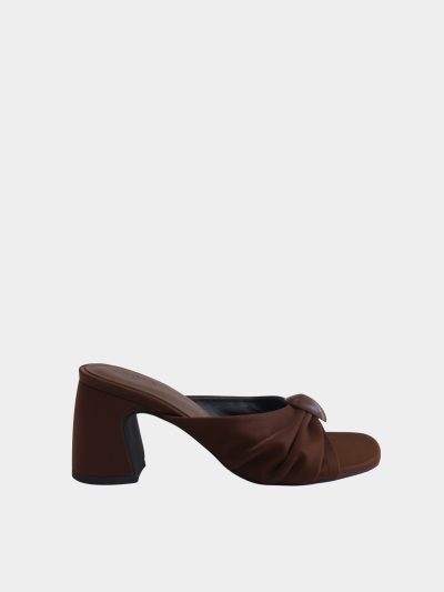 Giai Nhu Mules